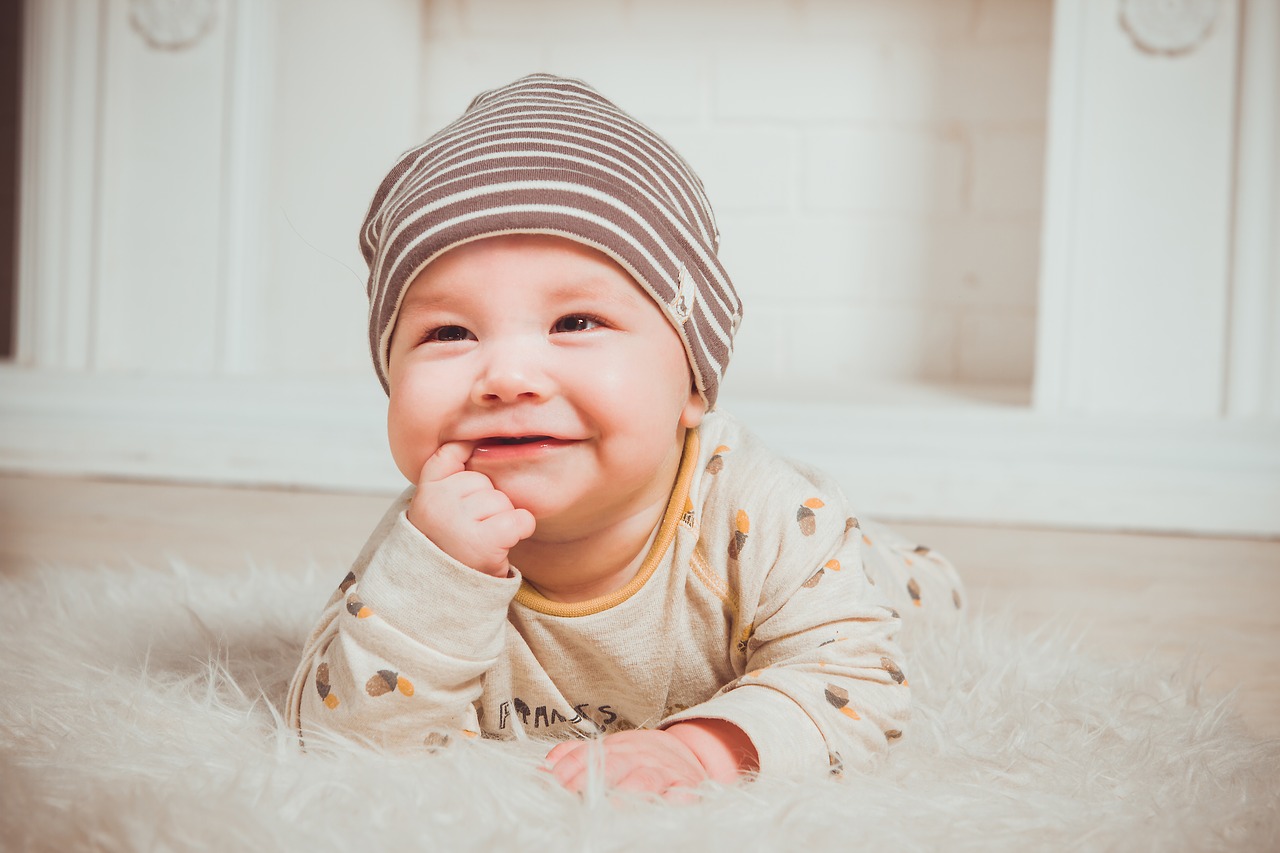 季節ごとに紹介！６ヶ月の赤ちゃんにオススメの服装