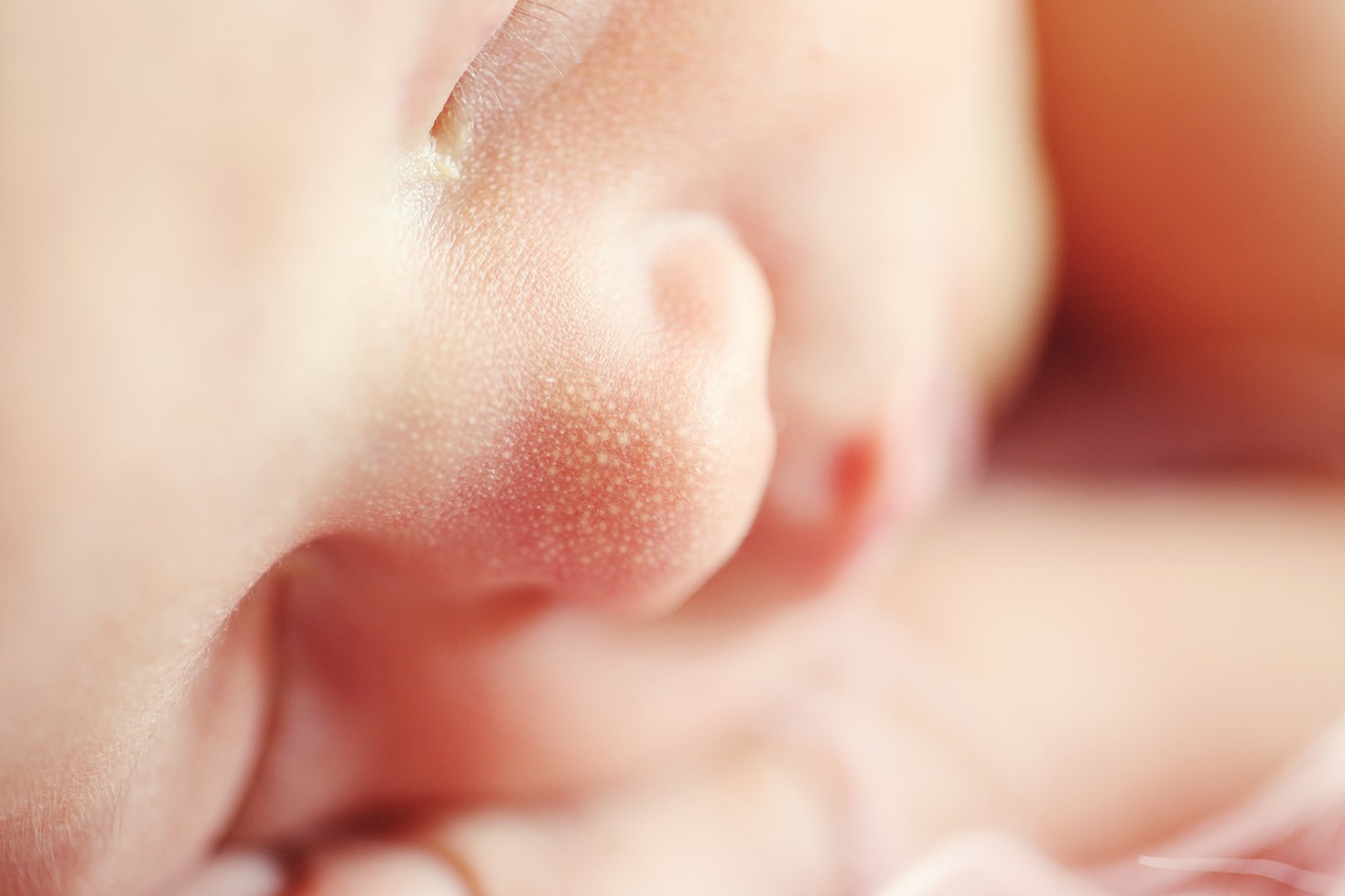 赤ちゃんの快適部屋｜風邪予防にも役立つ乾燥対策！室温・湿度に注意